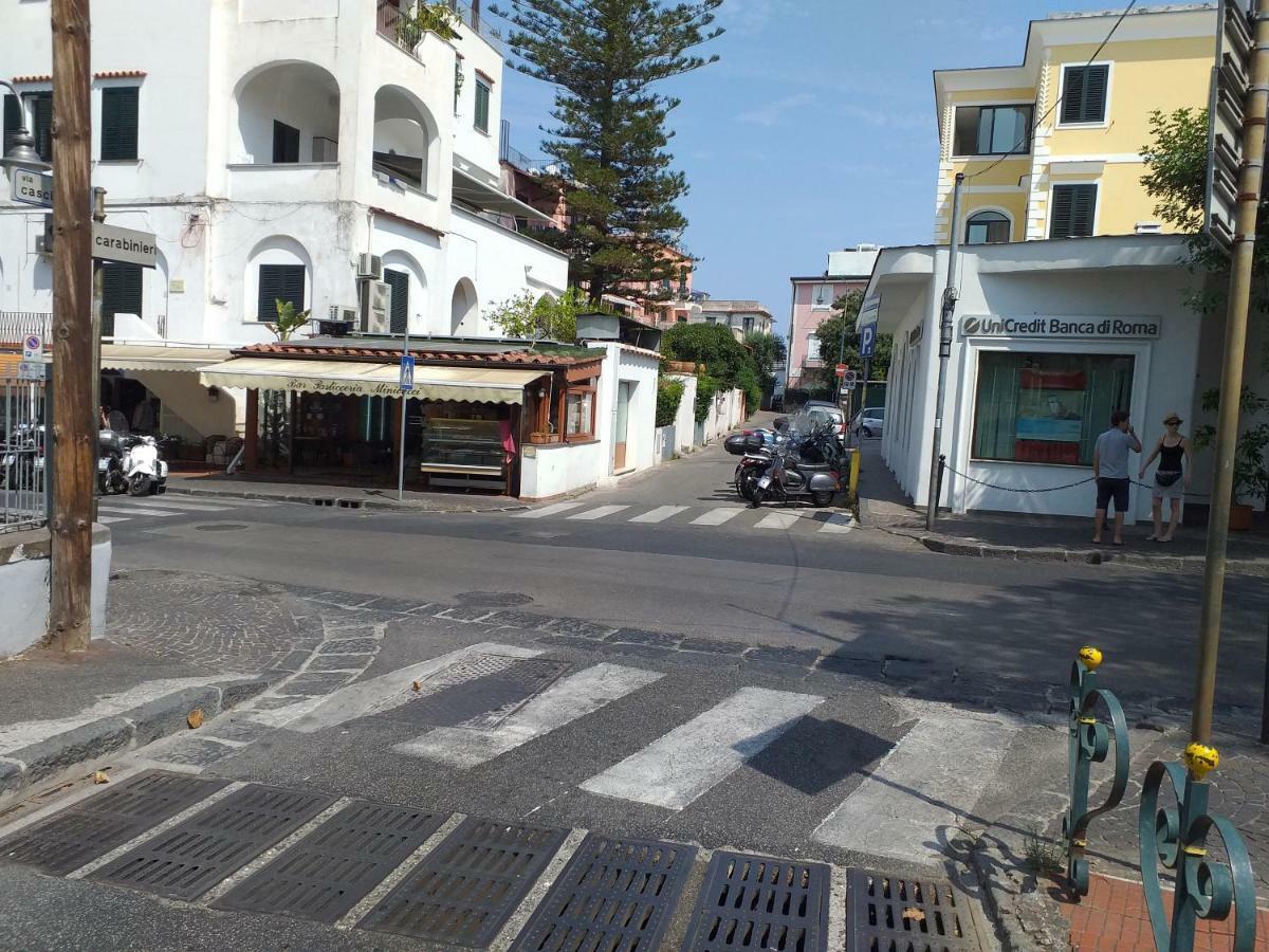 Appartamento G. Cervera66 Ischia Eksteriør billede