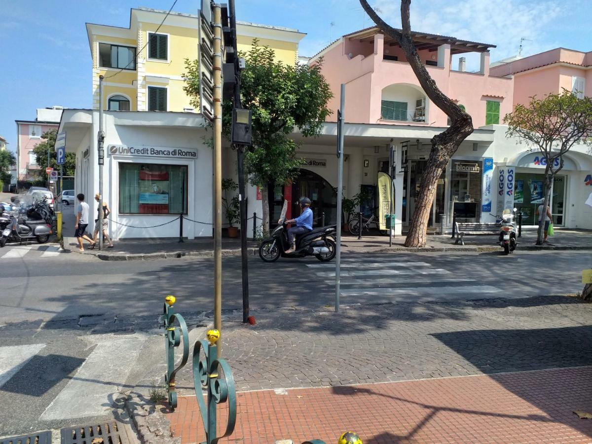 Appartamento G. Cervera66 Ischia Eksteriør billede