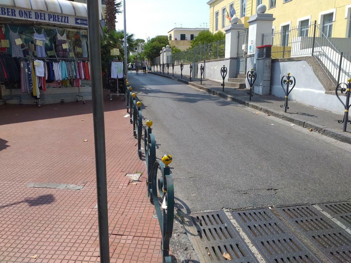 Appartamento G. Cervera66 Ischia Eksteriør billede